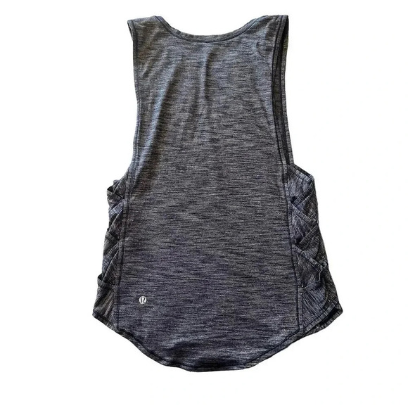 Lululemon Women's Bluish Gray Muscle Tank Top Size M Criss-Cross Detail - Picture 6 of 7